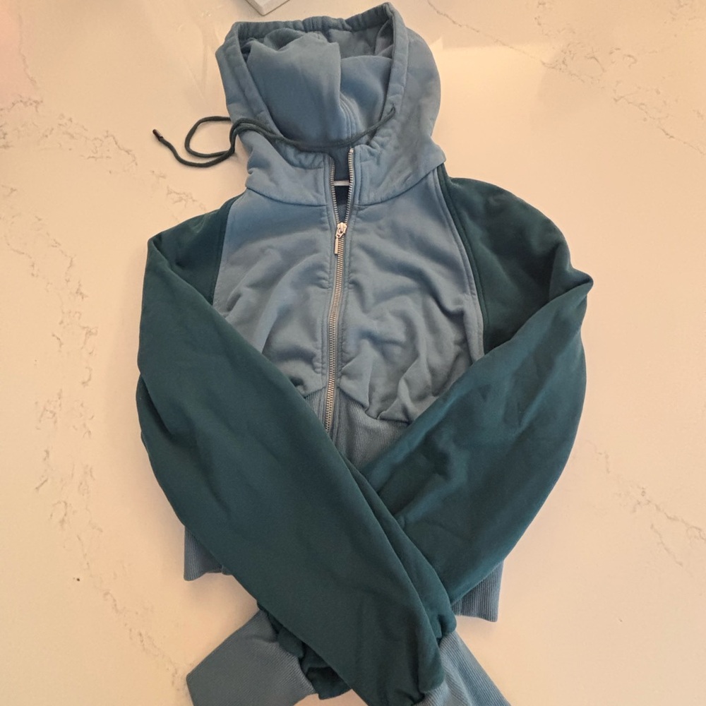 Women’s Two-Tone Teal Zip Hoodie Jacket
